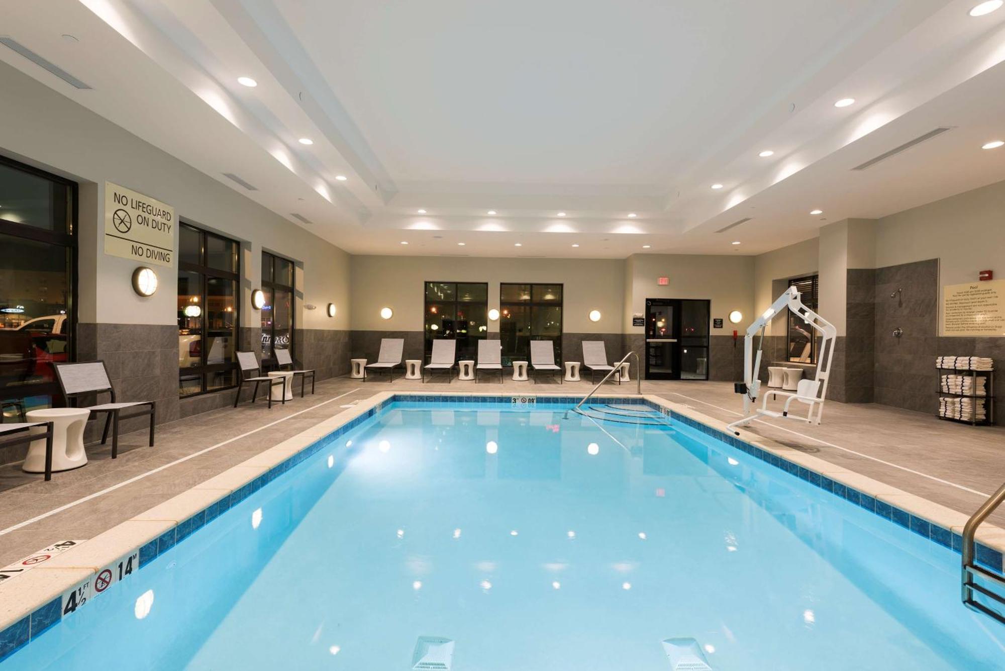Hampton Inn & Suites West Lafayette, In Экстерьер фото
